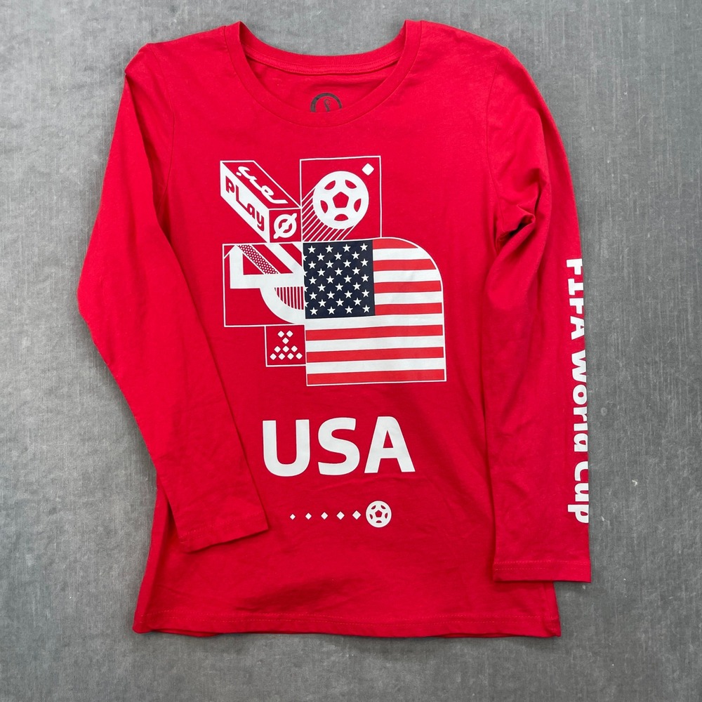 FIFA World Cup Mens Small Red Qatar 2022 USA Futbol Long Sleeve Shirt Soccer